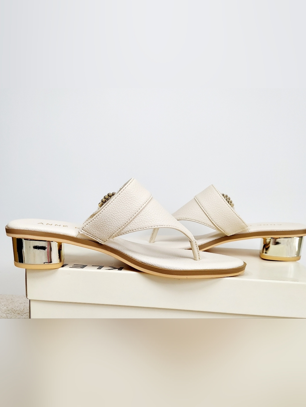 Anne Klein Ivory Thong Iflex Thessy Heel Sandal Women's Size 6.5 NWT Preppy - Picture 7 of 15